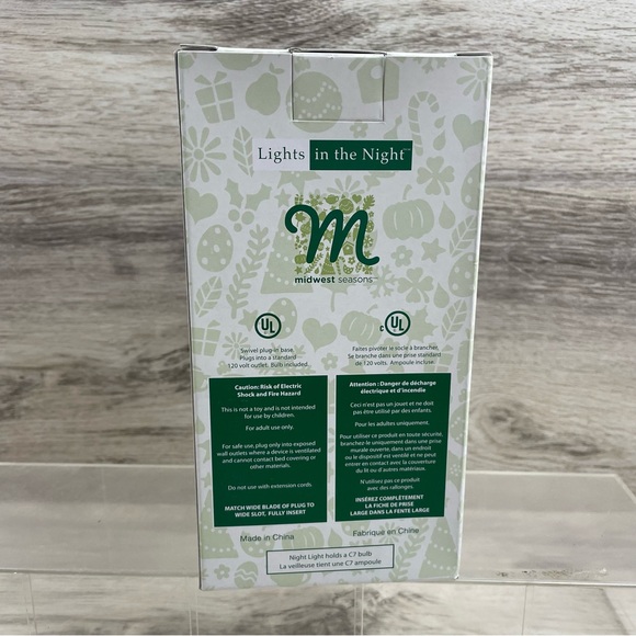 Santa’s Claus Workshop Night Light NEW Christmas Holiday - Picture 4 of 6